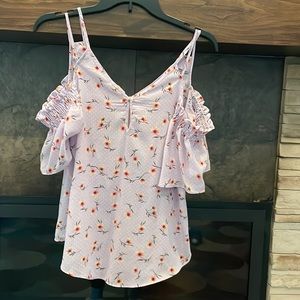 Junior cut off sleeve top